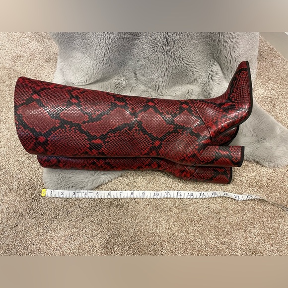 Doralee by JLO, tall boots - Picture 7 of 8